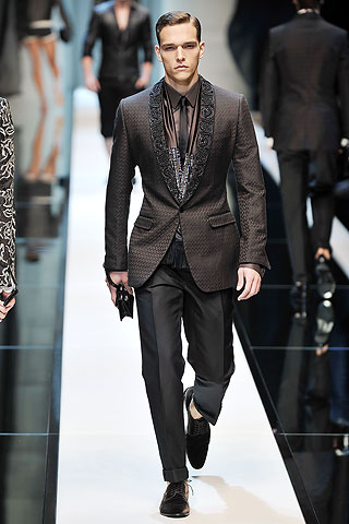 Dolce & Gabbana / - 2010