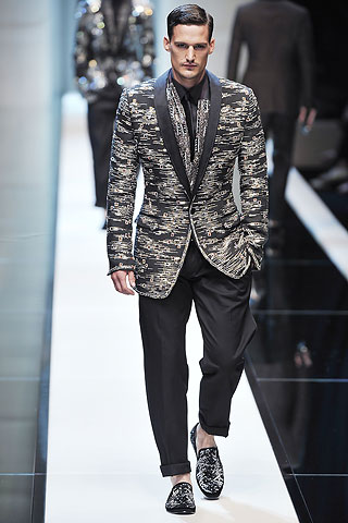 Dolce & Gabbana / - 2010