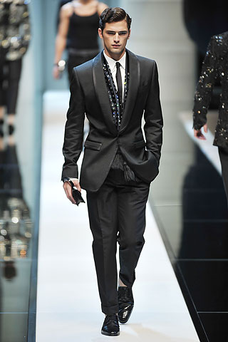 Dolce & Gabbana / - 2010