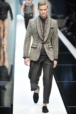 Dolce & Gabbana / - 2010