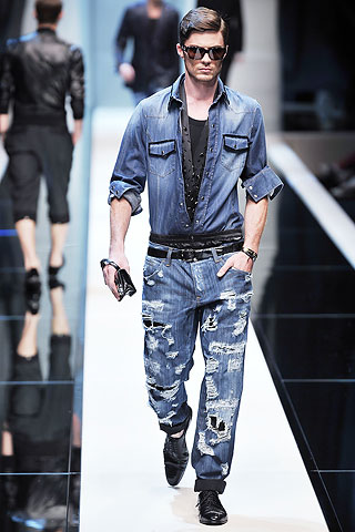 Dolce & Gabbana / - 2010