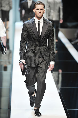 Dolce & Gabbana / - 2010