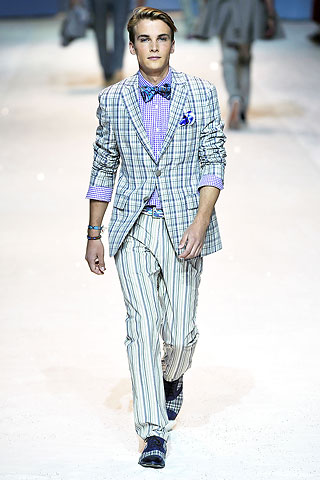 Etro / - 2010