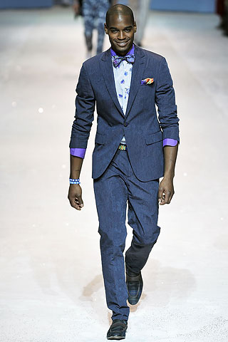 Etro / - 2010