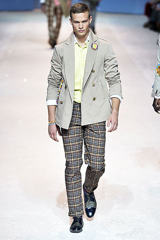 Etro / - 2010
