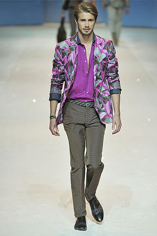 Etro / - 2010