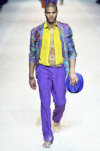 Etro / - 2010
