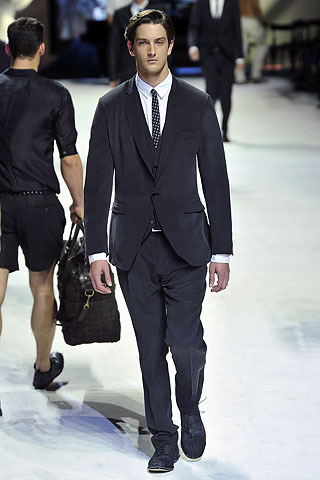 Dolce & Gabbana / - 2011