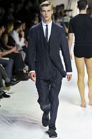 Dolce & Gabbana / - 2011