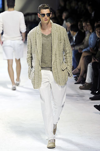 Dolce & Gabbana / - 2011