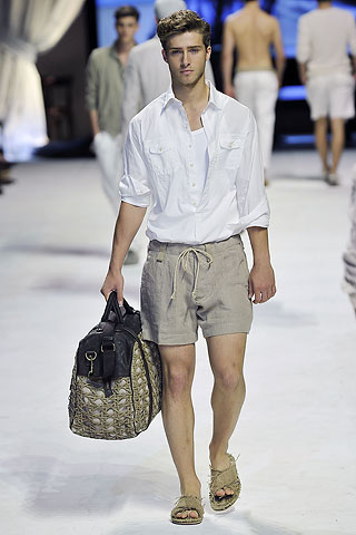 Dolce & Gabbana / - 2011