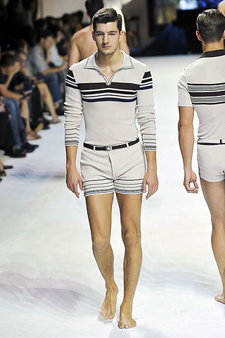 Dolce & Gabbana / - 2011