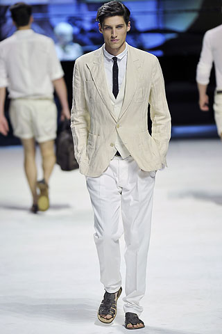 Dolce & Gabbana / - 2011