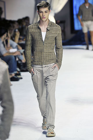 Dolce & Gabbana / - 2011