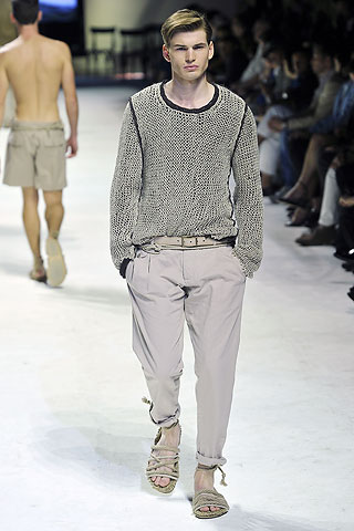 Dolce & Gabbana / - 2011