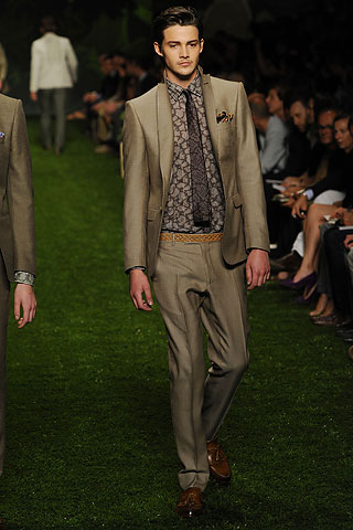 Etro / - 2011