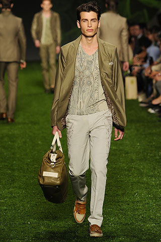 Etro / - 2011