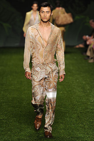 Etro / - 2011