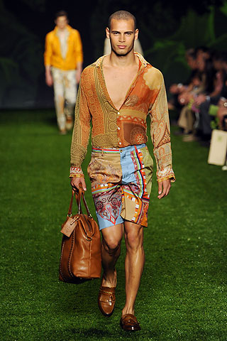 Etro / - 2011