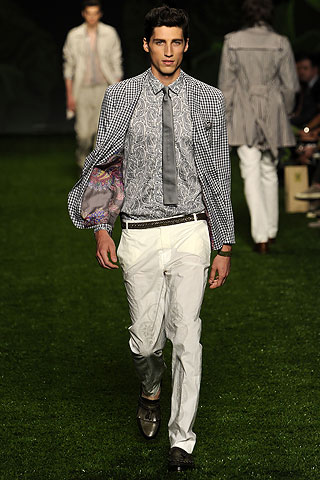 Etro / - 2011