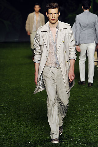 Etro / - 2011
