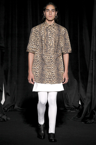 Givenchy / - 2011