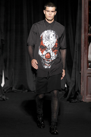 Givenchy / - 2011