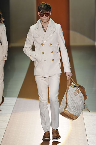 Gucci / - 2011
