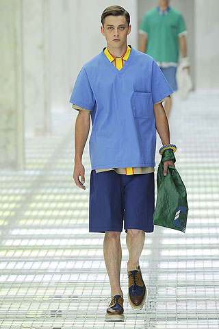 Prada / - 2011