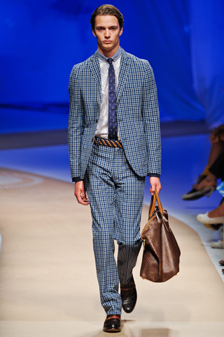 Etro / - 2012