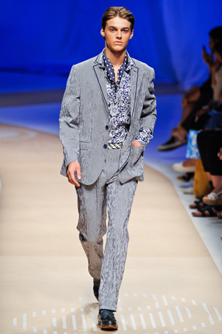 Etro / - 2012