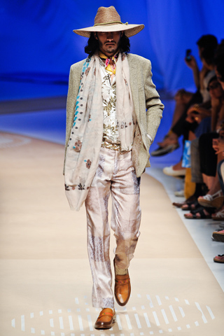 Etro / - 2012