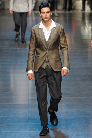 Dolce & Gabbana / - 2013