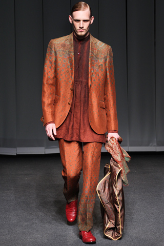 Etro / - 2013