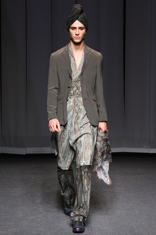 Etro / - 2013