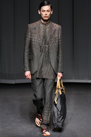 Etro / - 2013