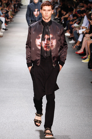 Givenchy / - 2013