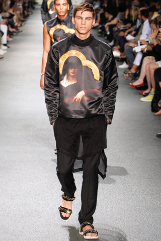 Givenchy / - 2013