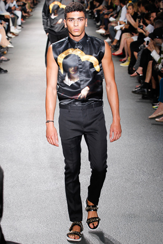 Givenchy / - 2013