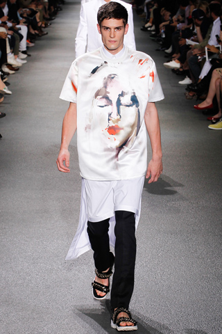 Givenchy / - 2013