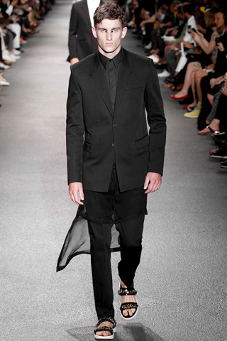 Givenchy / - 2013