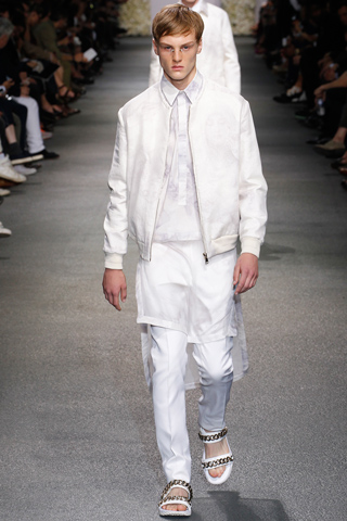 Givenchy / - 2013