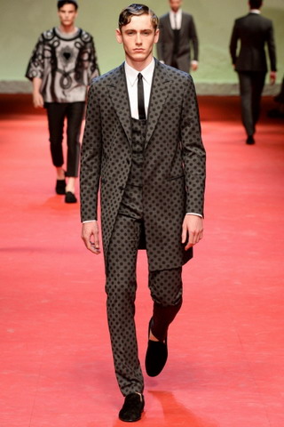 Dolce & Gabbana / - 2015