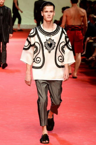 Dolce & Gabbana / - 2015