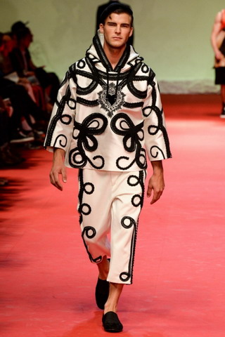 Dolce & Gabbana / - 2015