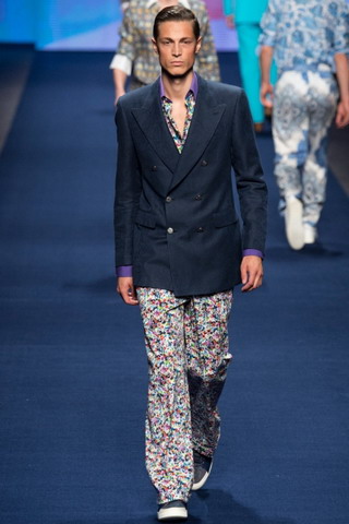 Etro / - 2015