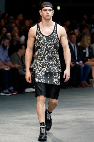 Givenchy / - 2015