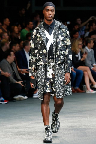 Givenchy / - 2015